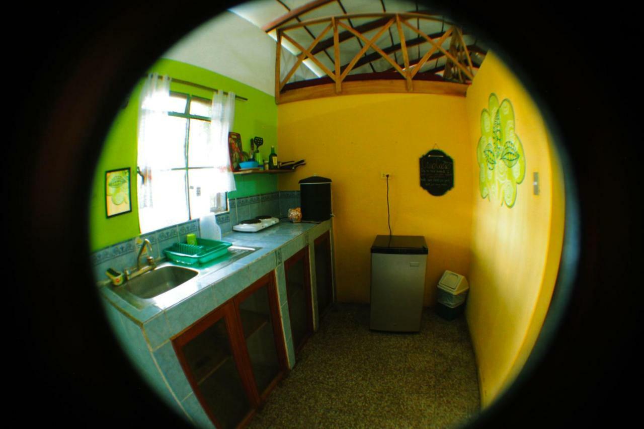 Ciao Cacao Hostel & Vegan Cafe 弗洛勒斯 外观 照片